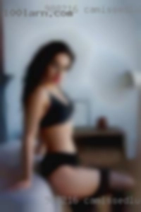 Camissedluver swinger basement